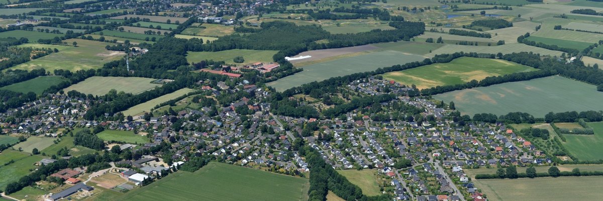 Luftbild Tangstedt 8310.tanklein.jpg